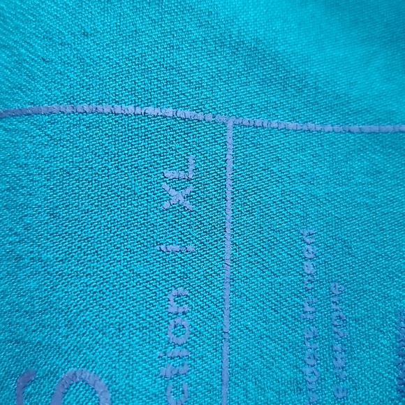 FIGS Green Scrub Top - Picture 13 of 13